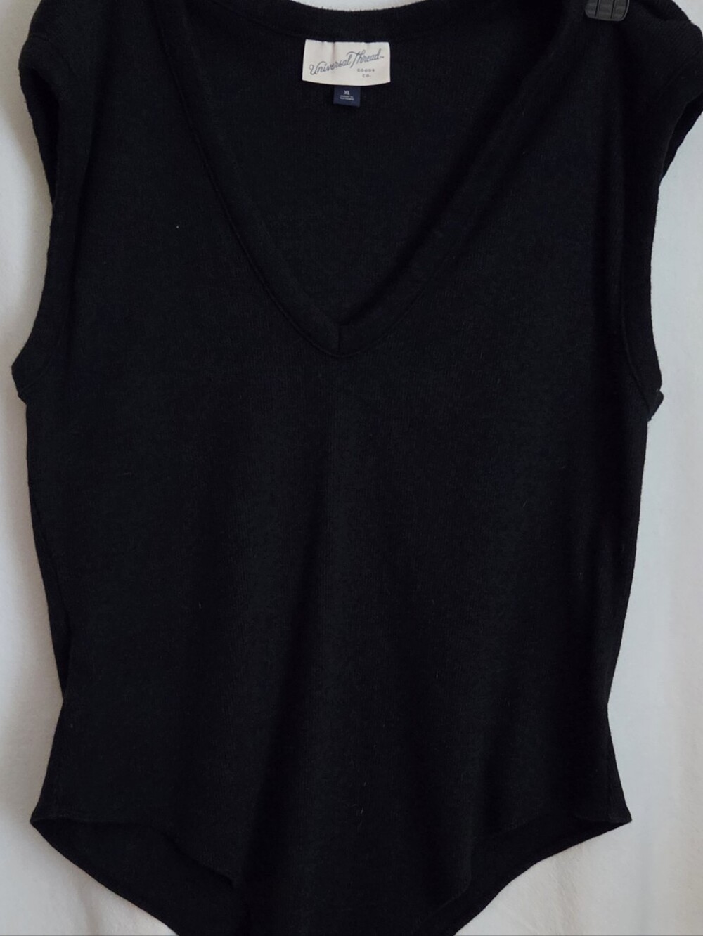 🛍$8Ea-3/$15🛍Universal Thread XL Black V-Neck Sleeveless Bodysuit